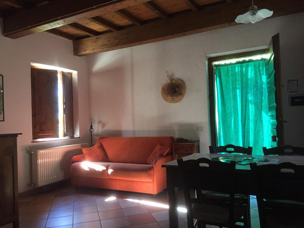 Casale Degli Ulivi Villa Gualdo Tadino Eksteriør billede